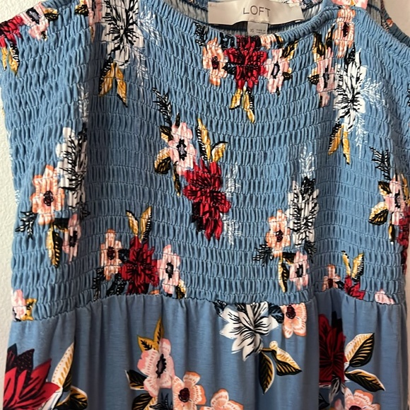 Loft Floral Blue Maxi Dress - Picture 2 of 5